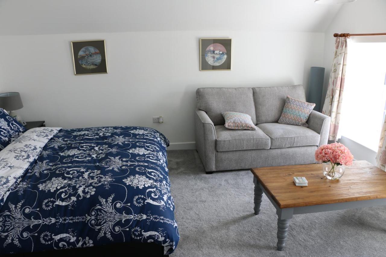 Ty Nant Little Haven Bed & Breakfast Dış mekan fotoğraf